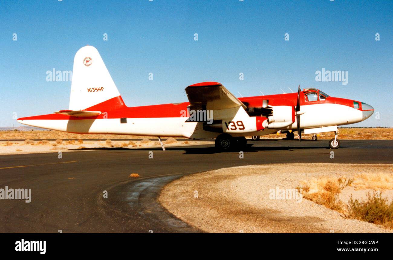 Lockheed P2V-7 Neptune N139HP (msn 726-7168, ex 145906), di Hawkins and Powers Aviation Inc. Foto Stock