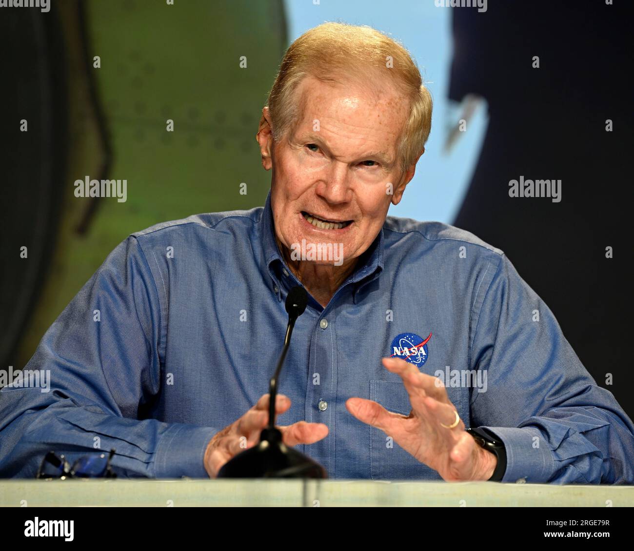 L'amministratore della NASA, Bill Nelson, fa osservazioni in una conferenza stampa al Kennedy Space Center, Florida martedì 8 agosto 2023. Foto di Joe Marino/UPI Credit: UPI/Alamy Live News Foto Stock