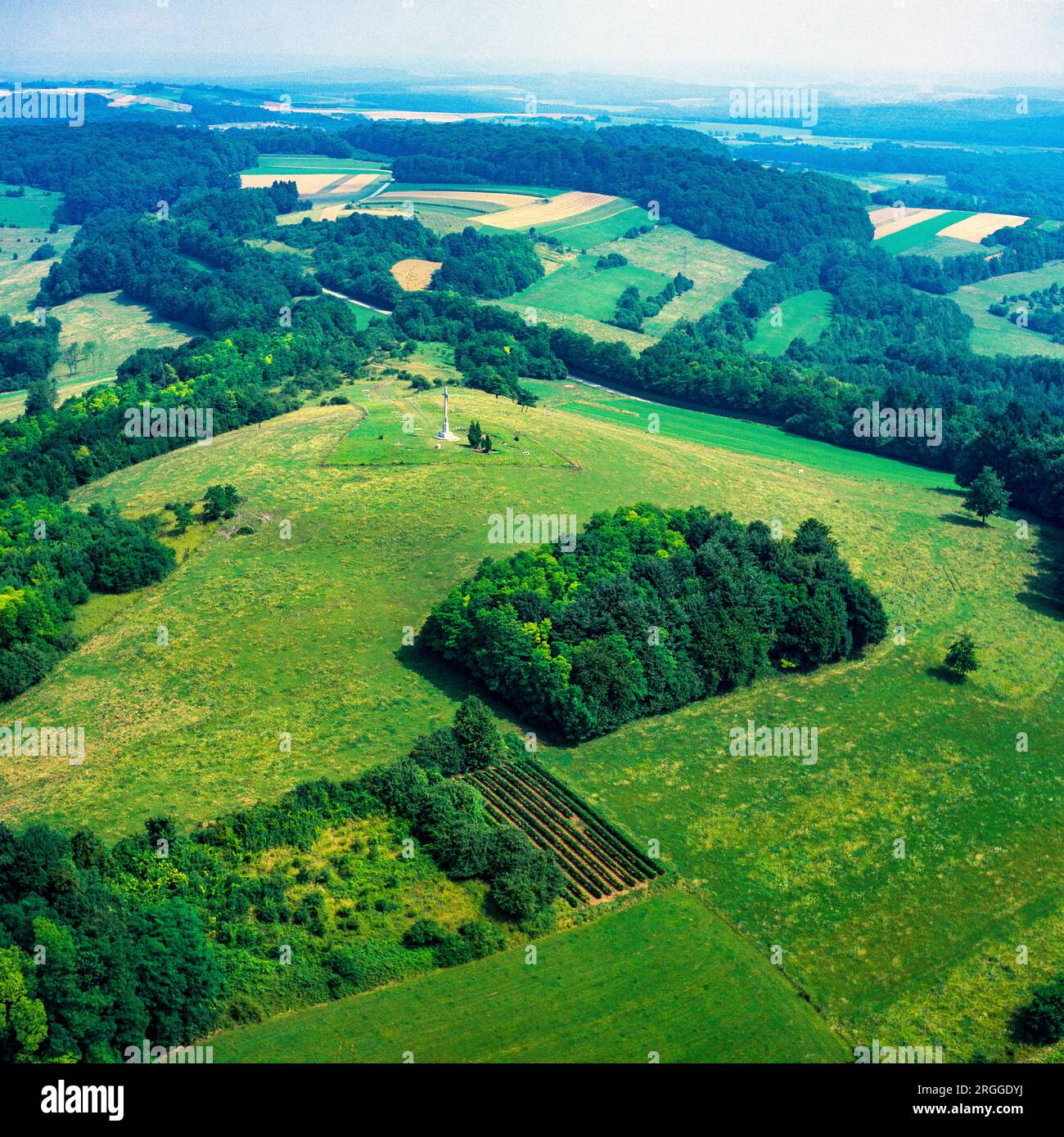 Belvédère de la Croix de Virine, collina, vista aerea, Circourt, montagne dei Vosgi, Francia, Europa, Foto Stock