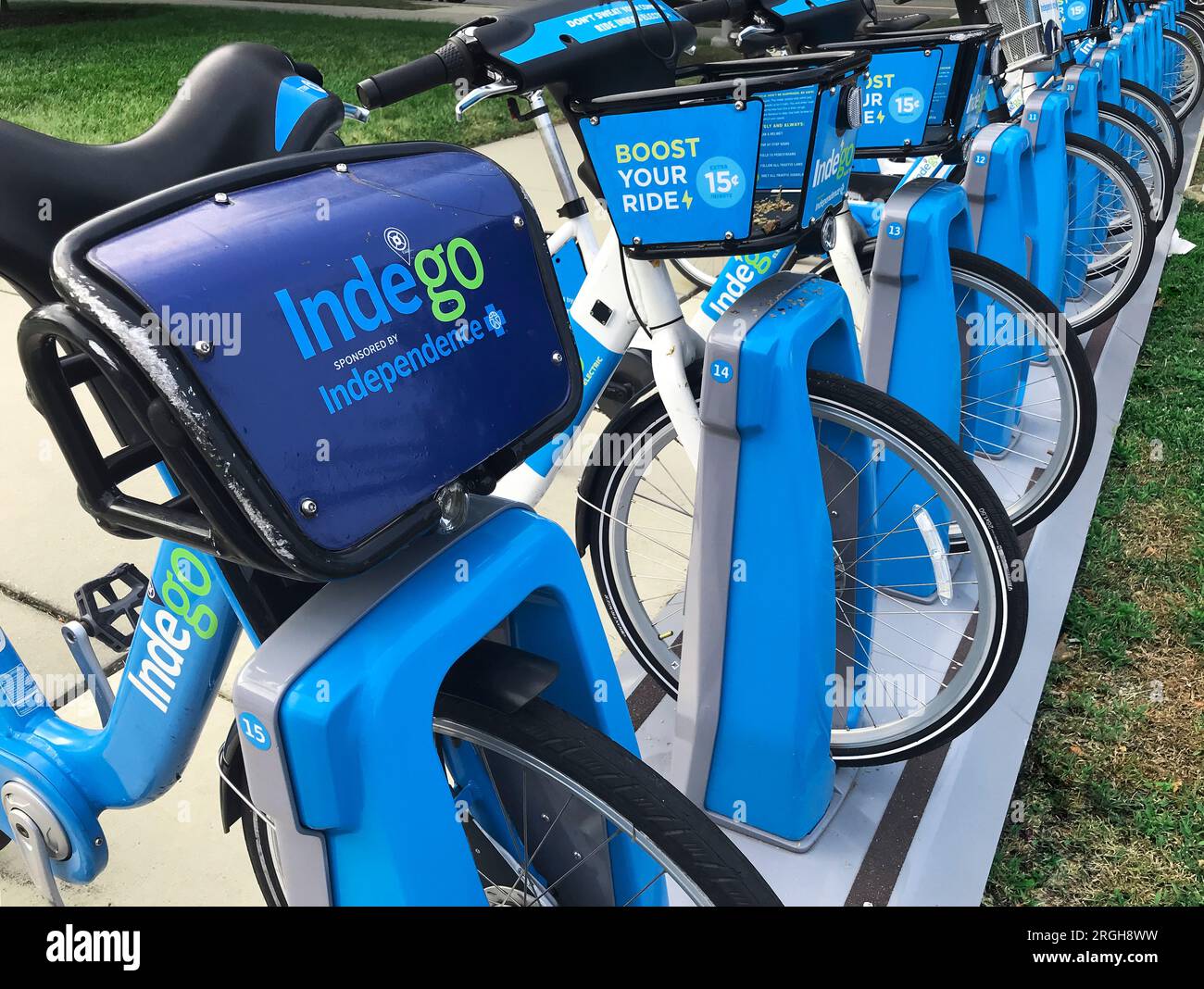 Indego, sistema pubblico di condivisione biciclette di Filadelfia. Foto Stock