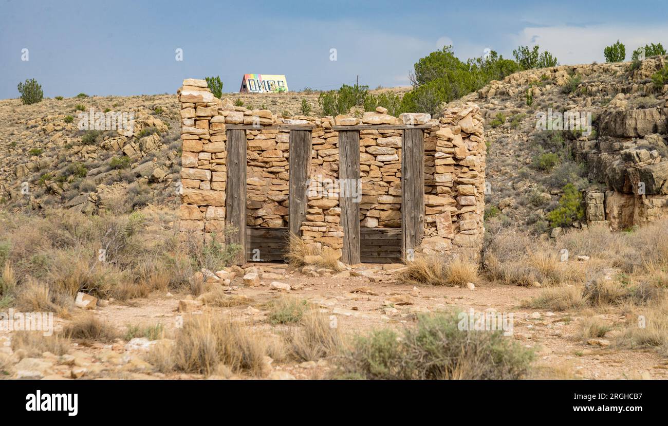 Parte dello zoo abbandonato a Two Guns, Arizona. Questo fu anche il luogo di un omicidio di massa Apache Foto Stock