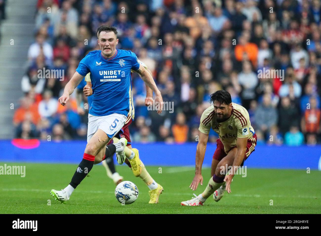 Glasgow, Regno Unito. 9 agosto 2023. I Rangers hanno giocato il Servette FC nel primo turno della fase a gironi della Champions League a Ibrox Park, Glasgow, Scozia, Regno Unito - stadio casalingo dei Rangers. Il gioco è di enorme importanza per entrambe le squadre che tentano di qualificarsi per la Champions League. Crediti: Findlay/Alamy Live News Foto Stock