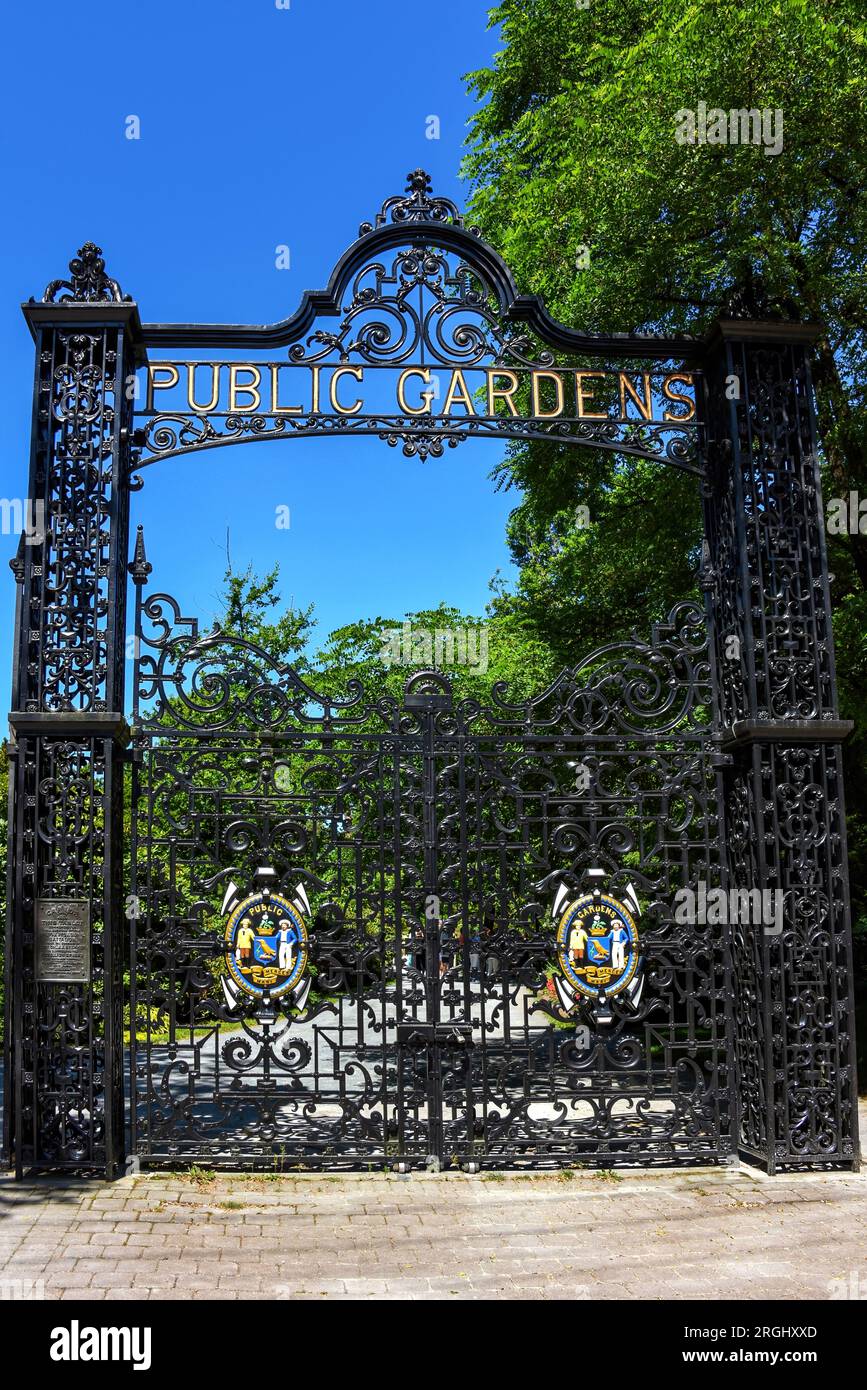 Porta ai giardini pubblici di epoca vittoriana formalmente istituiti nel 1867, ad Halifax, Canada Foto Stock