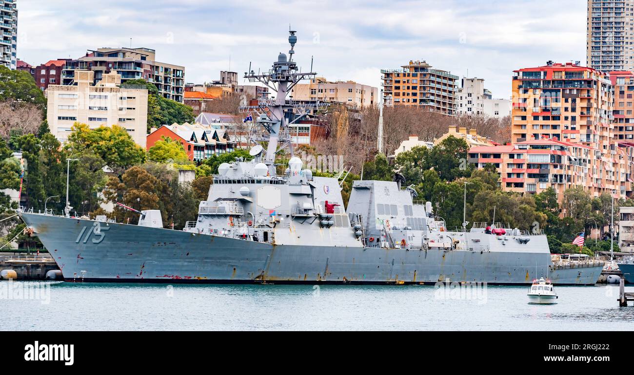 Sydney Aust 06 Aug 2023: Nave della Marina degli Stati Uniti USS Rafael Peralta ormeggiata a Garden Island, Sydney, per l'approvvigionamento a seguito di Talisman Sabre 2023 Foto Stock