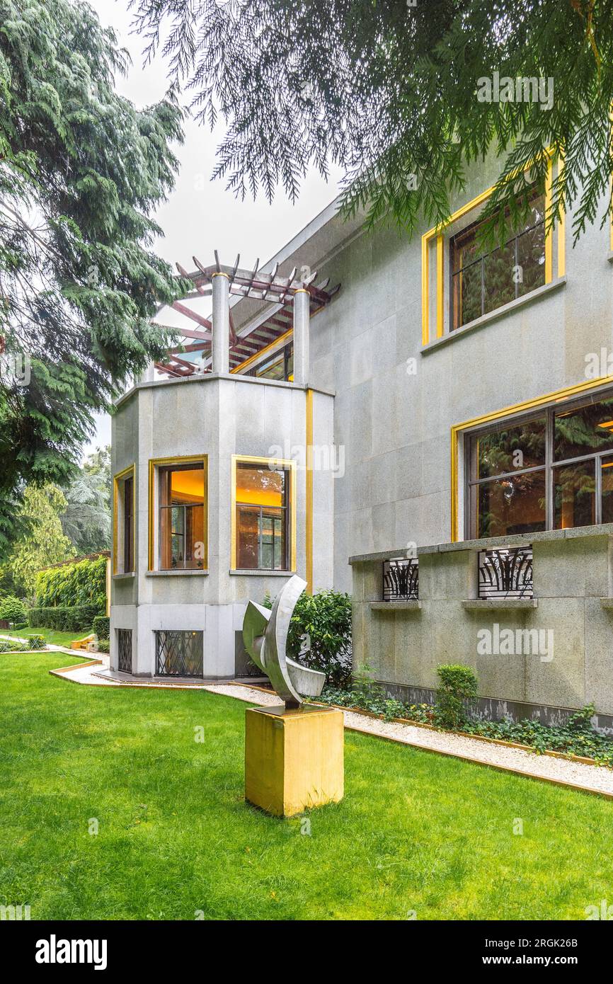 Esterno della Villa Empain (Fondazione Boghossian), Avenue Franklin Roosevelt, Bruxelles, Belgio. Foto Stock