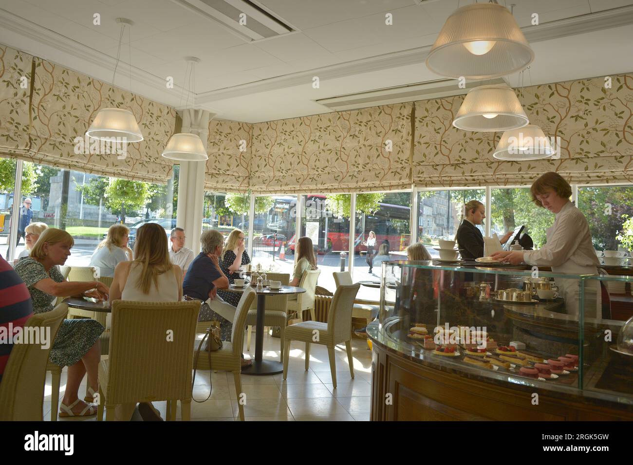 Betty's Cafe Harrogate Yorkshire England Regno Unito Foto Stock