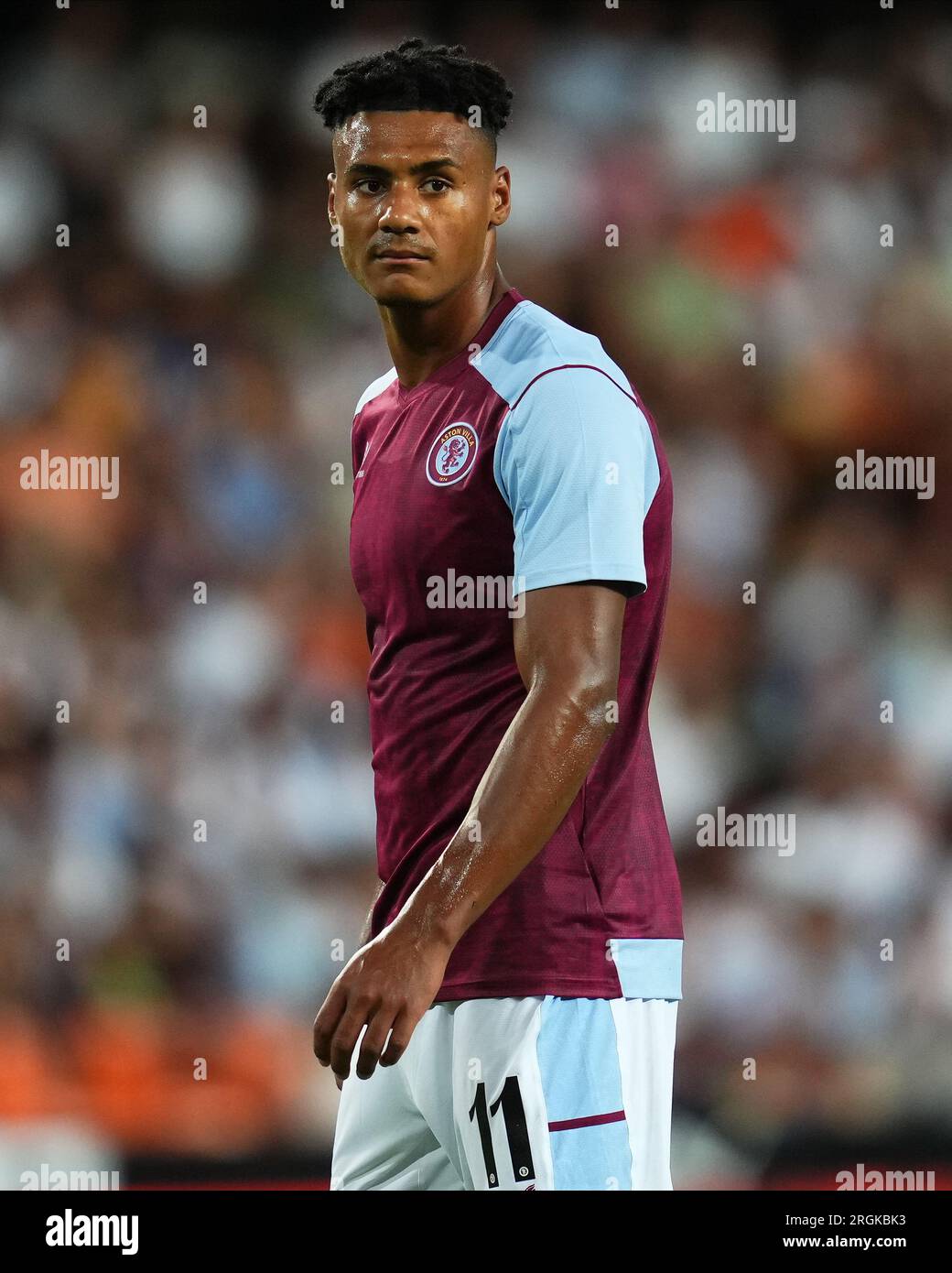 Valencia, Spagna. 5 agosto 2023. Ollie Watkins dell'Aston Villa durante la partita amichevole pre-stagionale tra il Valencia FC e l'Aston Villa FC giocata al Mestalla Stadium il 5 agosto 2023 a Valencia, in Spagna. (Foto di Alex Carreras/PRESSINPHOTO) crediti: PRESSINPHOTO SPORTS AGENCY/Alamy Live News Foto Stock