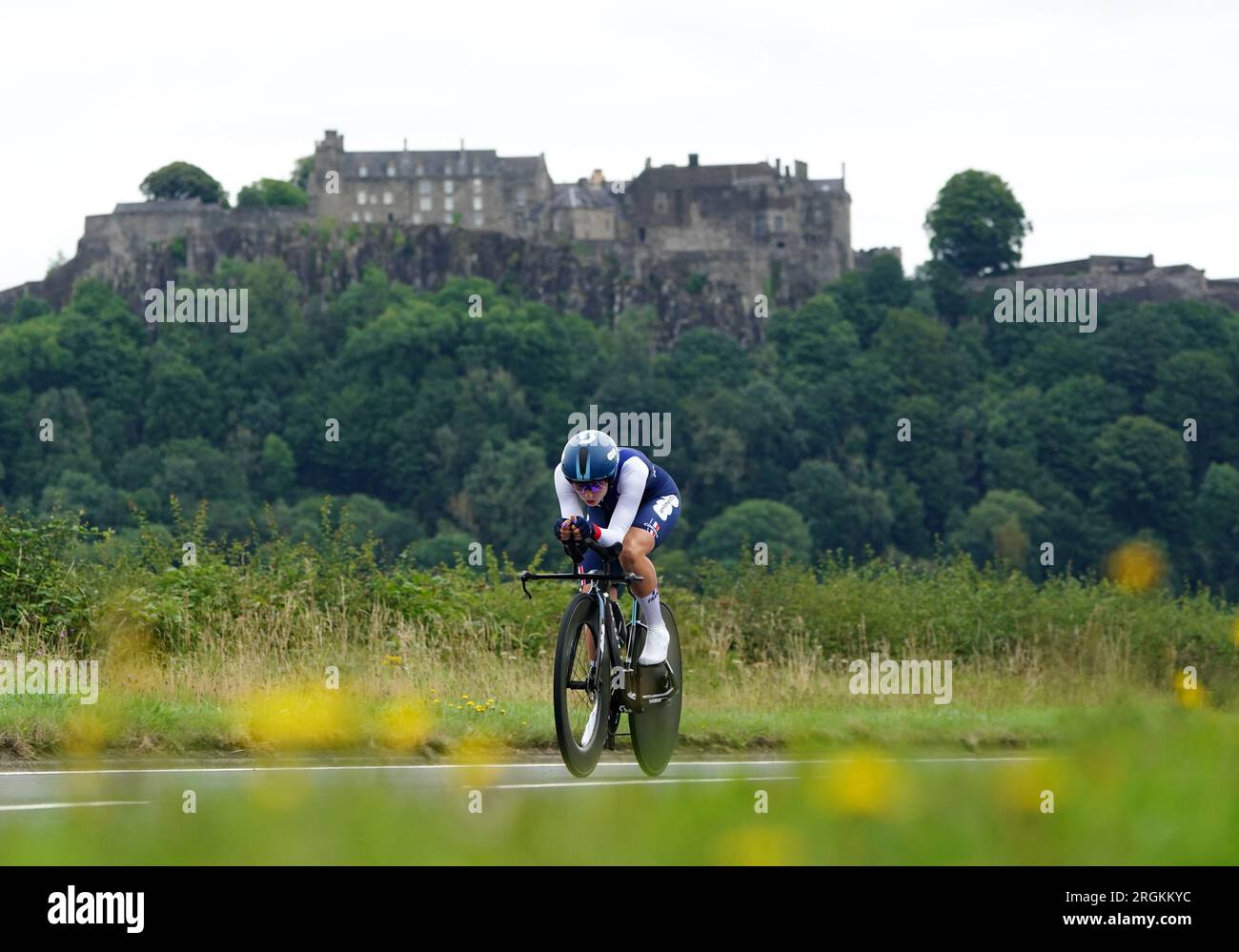 La francese Juliette Labous gareggia nella prova individuale a tempo femminile Elite durante l'ottava giornata dei Campionati del mondo di ciclismo UCI 2023 a Stirling. Data foto: Giovedì 10 agosto 2023. Foto Stock