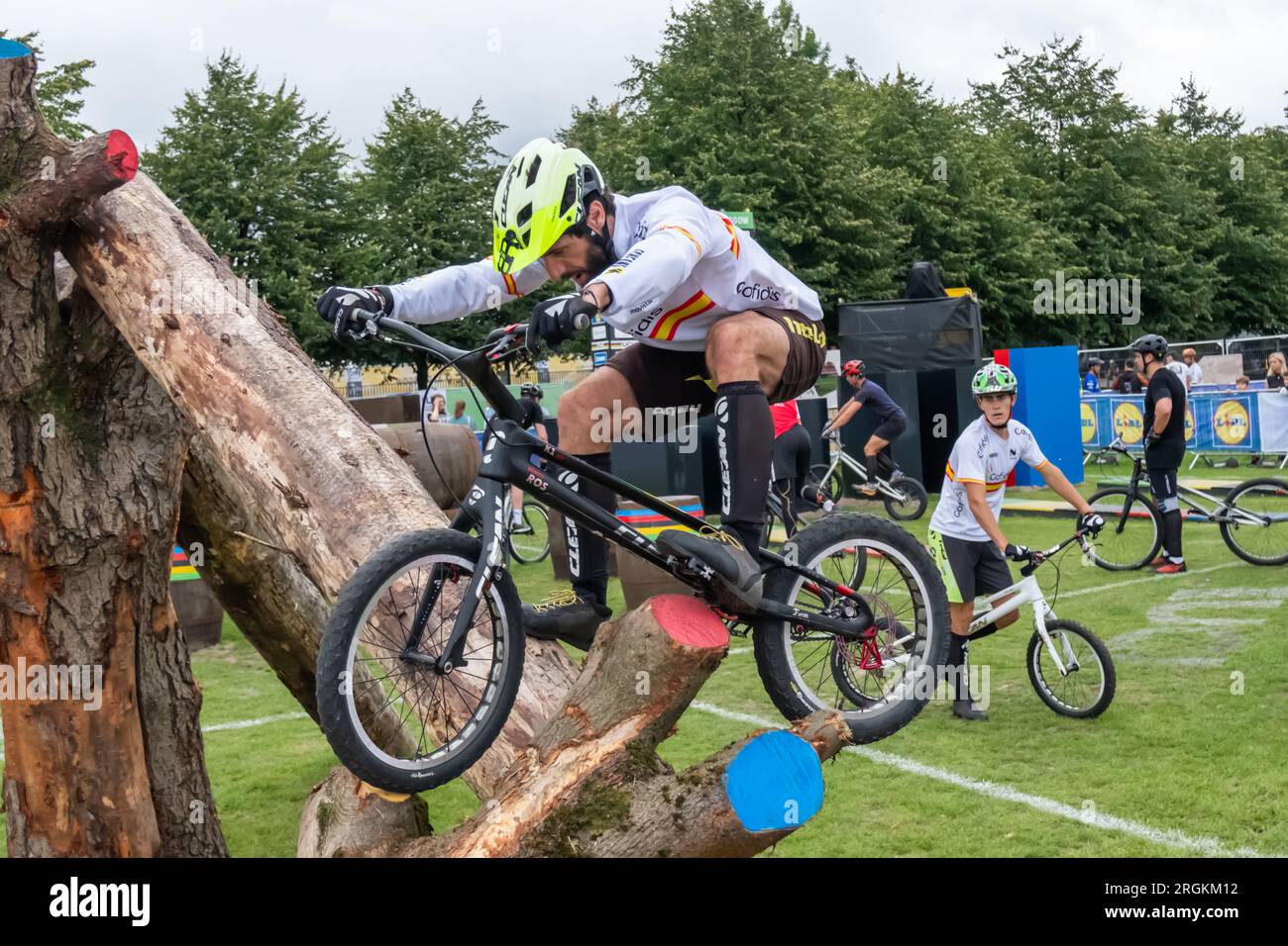 Glasgow, Scozia, Regno Unito. 10 agosto 2023. Gli UCI Cycling World Championships Mens Junior Trials si sono svolti a Glasgow Green. Credito: SKULLY/Alamy Live News Foto Stock