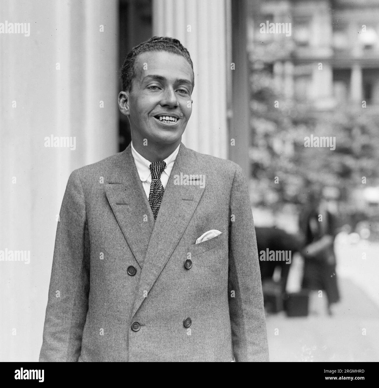 Foto di un sorridente Cornelius Vanderbilt CA. 1925 Foto Stock