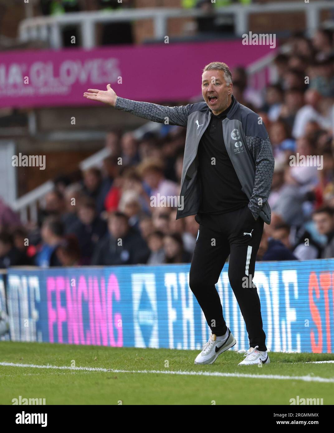 Peterborough, Regno Unito. 8 agosto 2023. Darren Ferguson (allenatore della Peterborough Utd) al Peterborough United contro Swindon Town EFL First Round South match, al Weston Homes Stadium, Peterborough, Cambridgeshire, l'8 agosto 2023. Credito: Paul Marriott/Alamy Live News Foto Stock