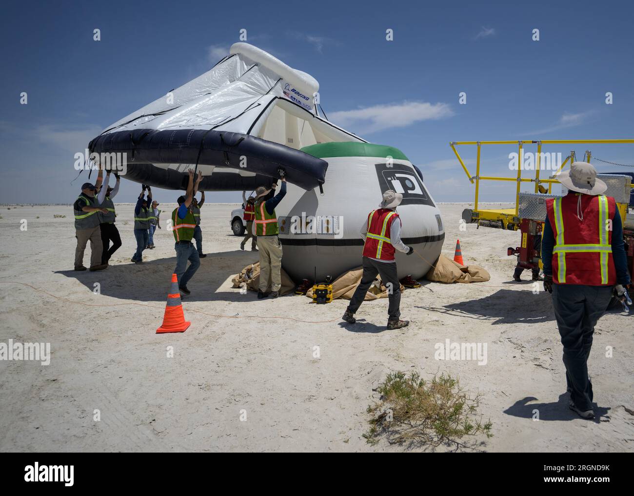 Boeing Orbital Flight test-2 Landing Mission Dress Rehearsal - Boeing Orbital Flight test-2 Landing Mission Dress Rehearsal - i team Boeing e NASA partecipano a una prova di abbigliamento missione per prepararsi all'atterraggio della navicella spaziale Boeing CST-100 Starliner a White Sands, New Mexico, lunedì 23 maggio 2022. Foto Stock