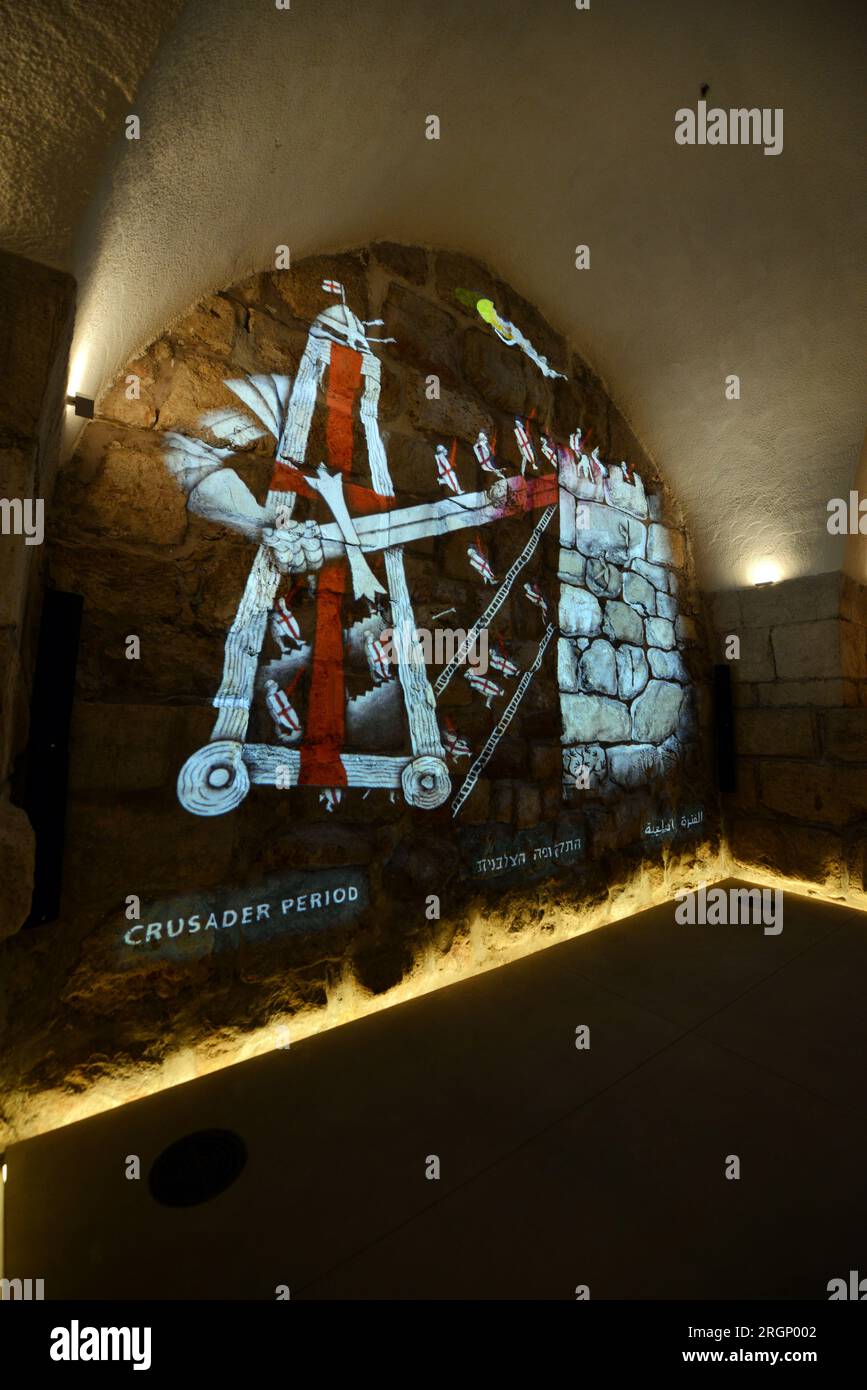 Mostre digitali moderne nel museo della Torre di David nella città vecchia di Gerusalemme, Israele. Foto Stock