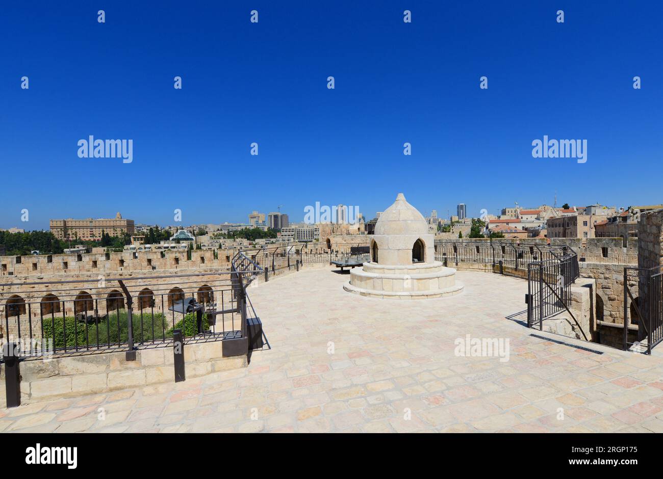 Una vista di Gerusalemme Ovest vista dalla Cittadella nella città vecchia di Gerusalemme, Israele. Foto Stock