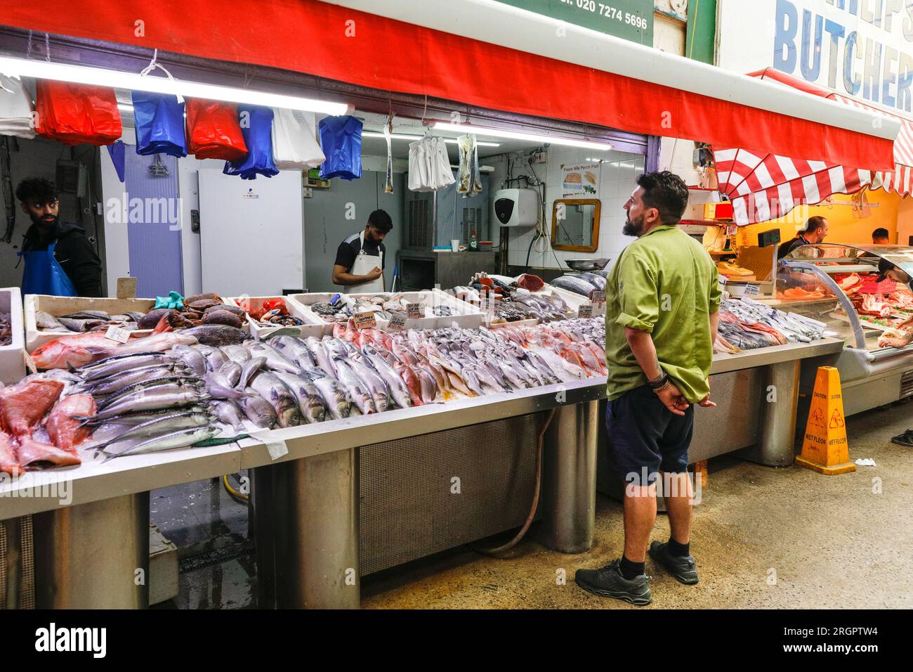 Pescheria a Market Row Brixton, popolare sala giochi al coperto a Brixton, South Lonndon, Inghilterra, Foto Stock