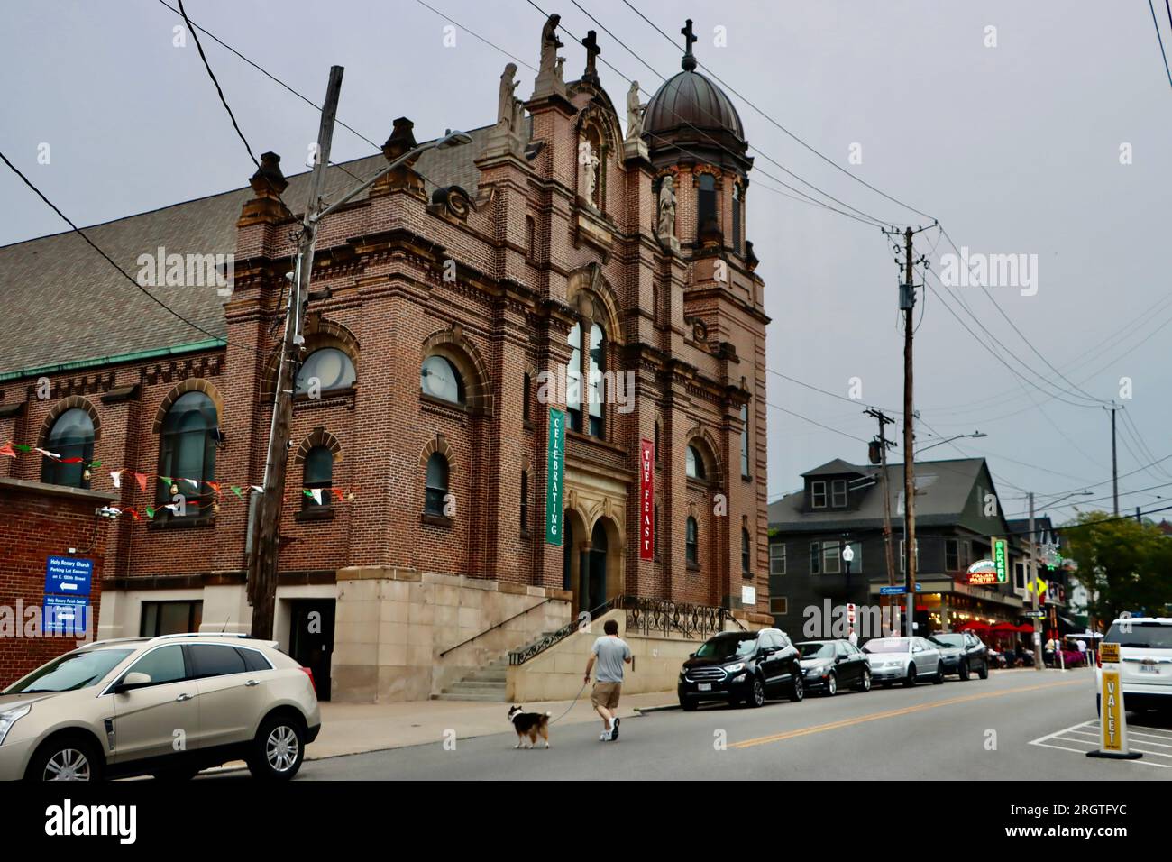 Chiesa del Santo Rosario sulla Mayfield Road a Little Italy di Cleveland, Ohio Foto Stock