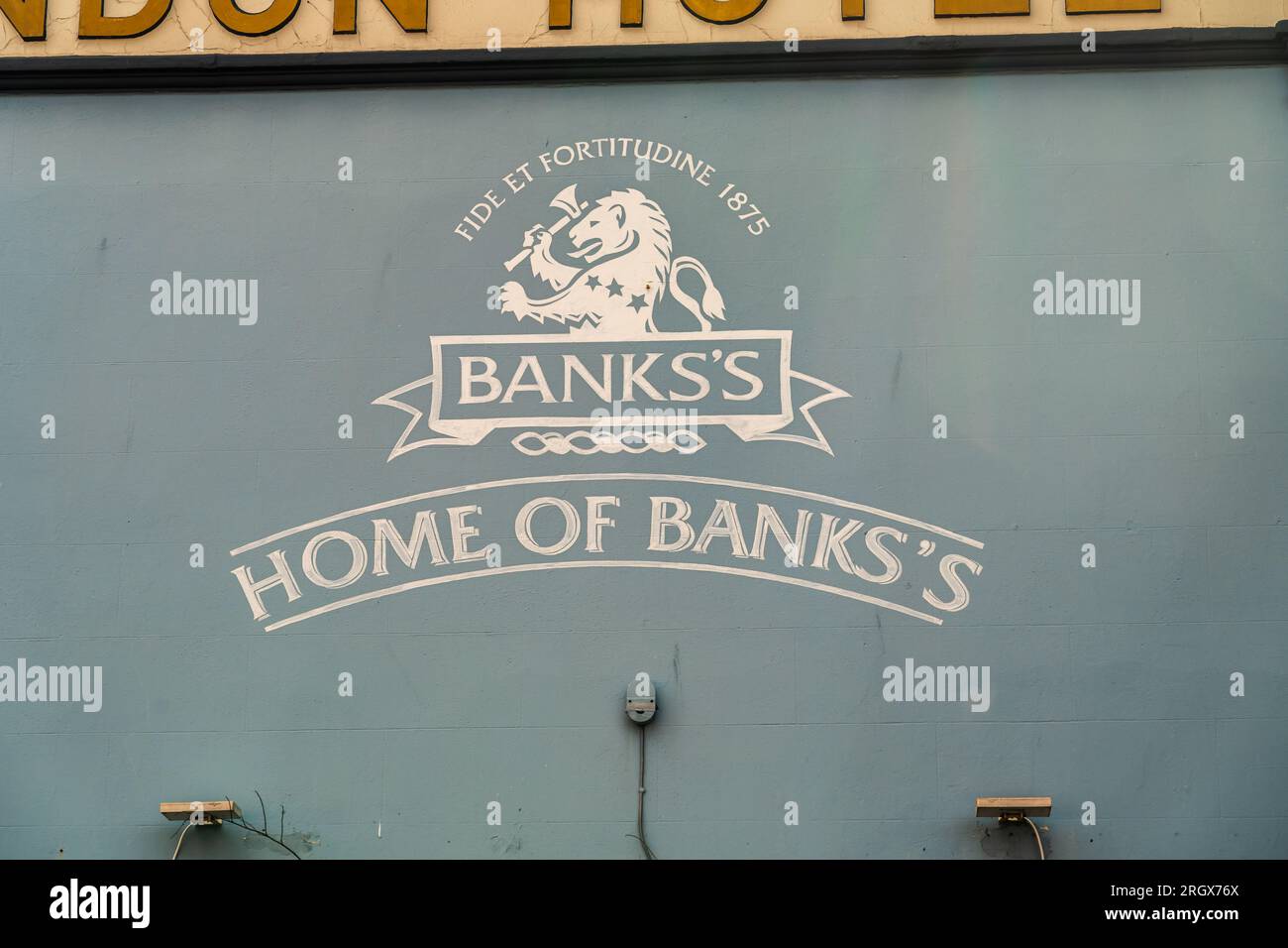 Wolverhampton, Regno Unito - 11 agosto 2023: Logo e segnaletica della Banks's Brewery - sede della Banks's a Wolverhampton, Regno Unito Foto Stock