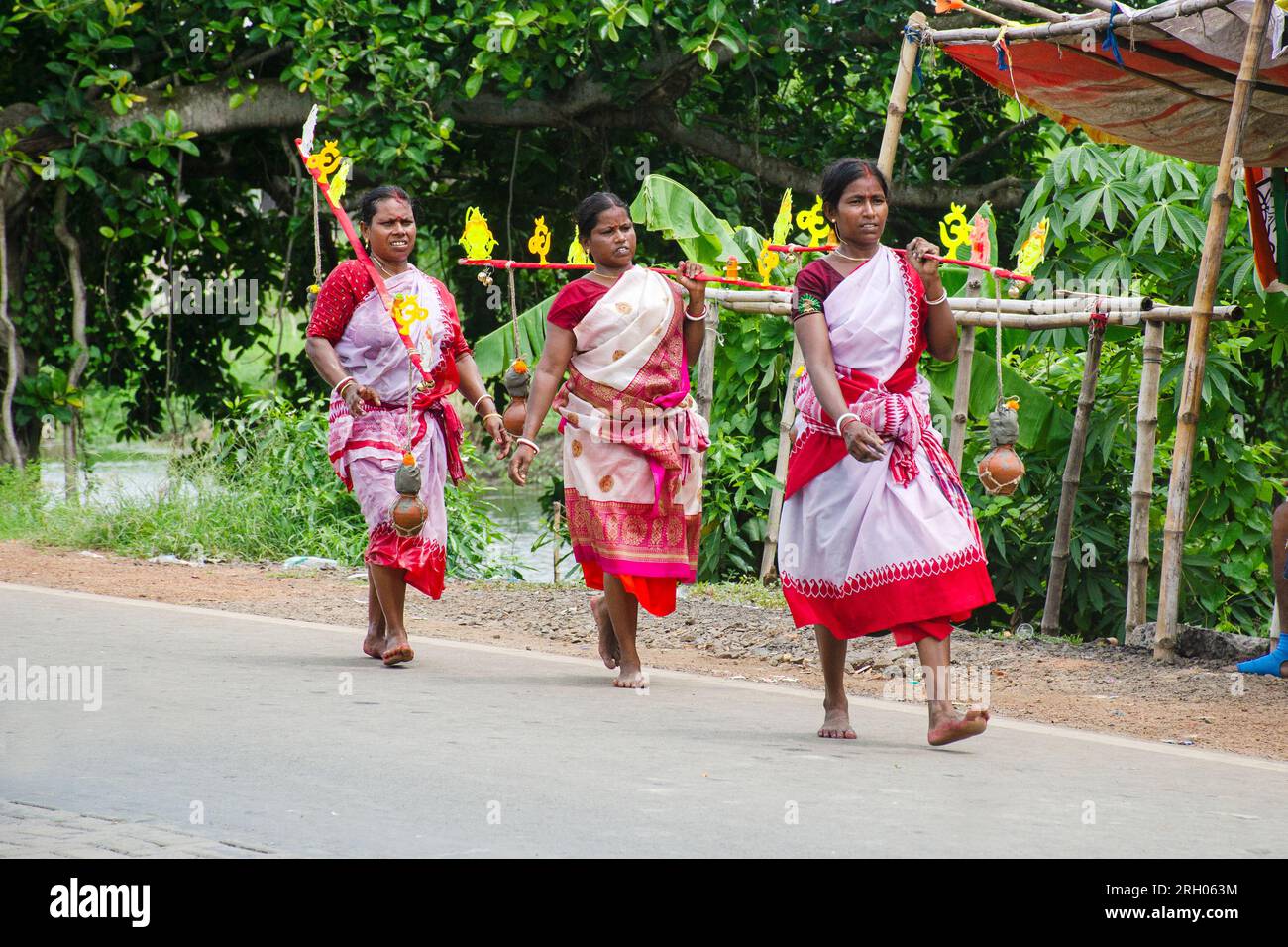Shiva devoto nel bengala occidentale rurale Foto Stock