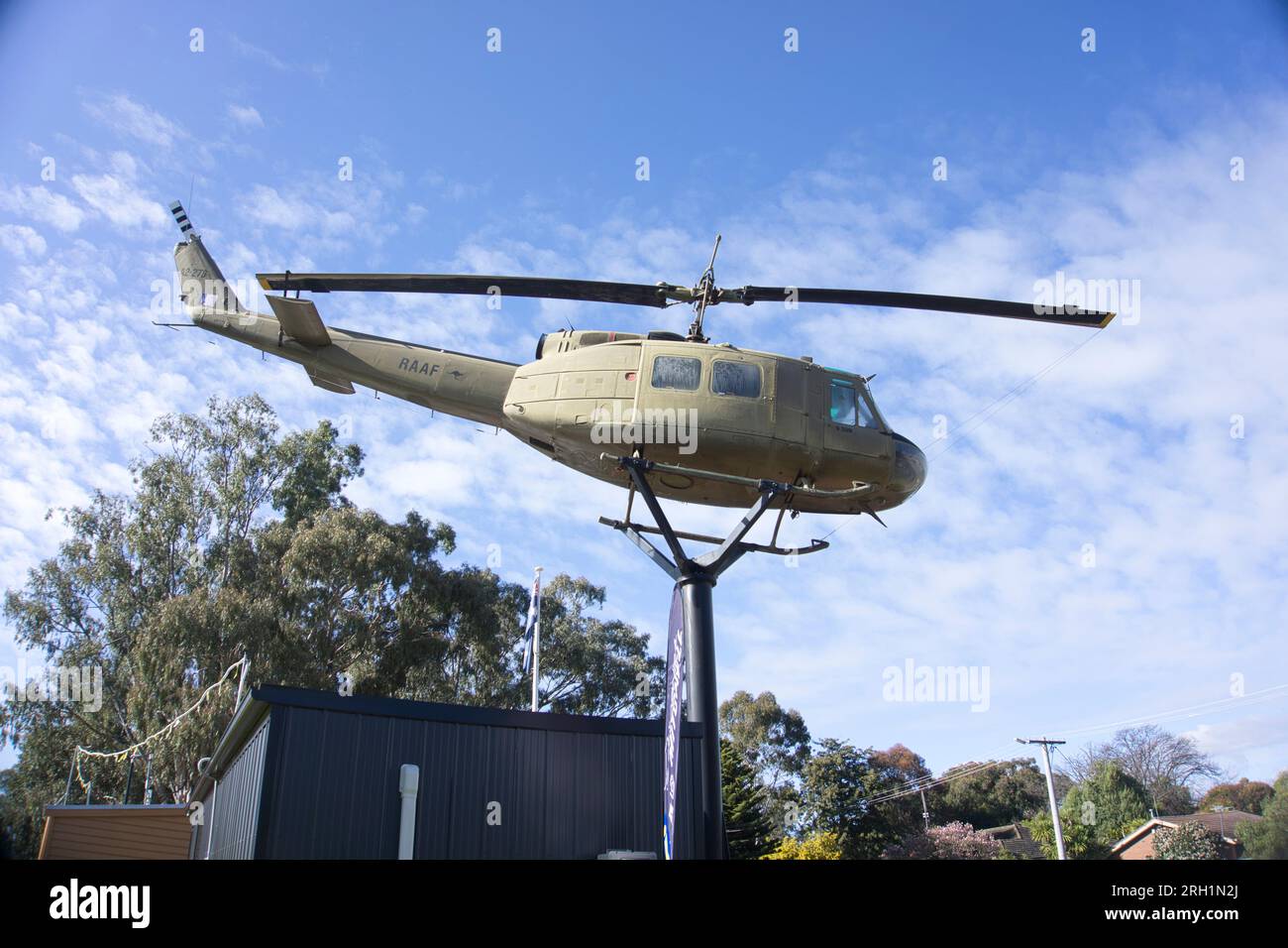 Una vista laterale della Bell UH-1 Iroquois, un elicottero utilizzato nella guerra del Vietnam al Seymour Viet Nam War Memorial Foto Stock