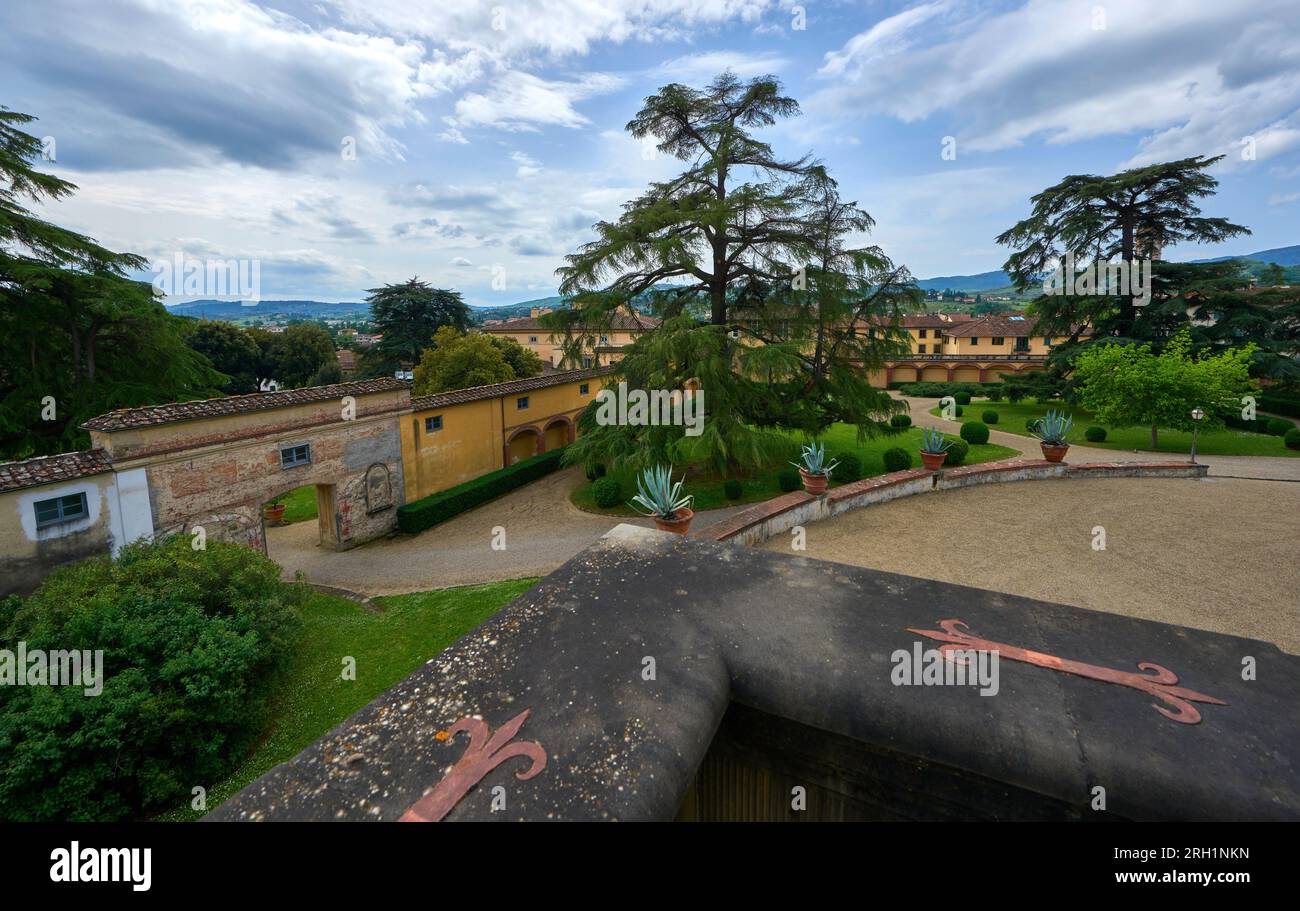 Vista parco sulla villa medicea a Poggio a Caiano, Toscana, Italia Foto Stock