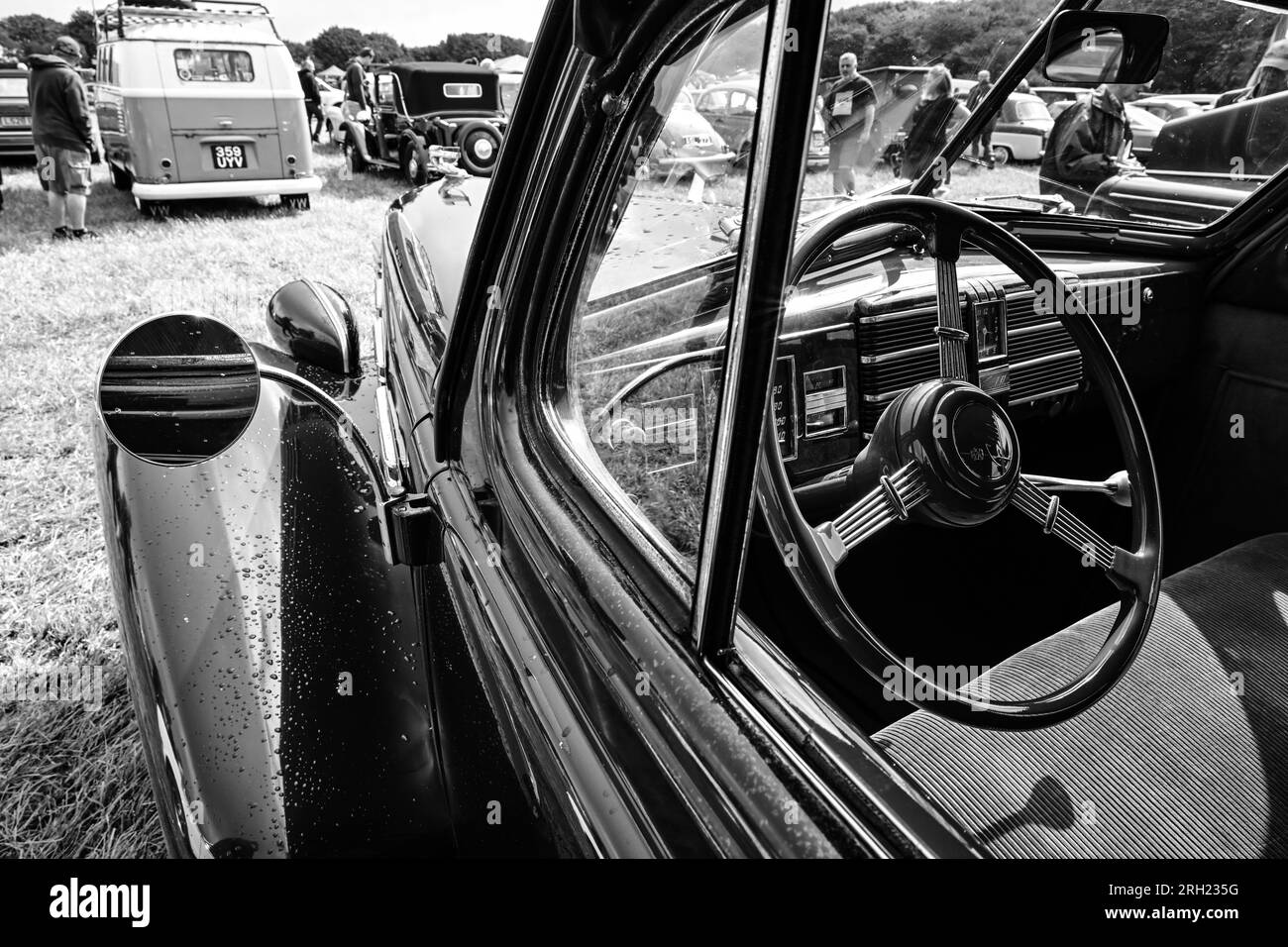 Volante Cadillac e specchietto retrovisore interno e retrovisore interno Carnhell Green Vintage Rally 12 agosto 2023 Foto Stock