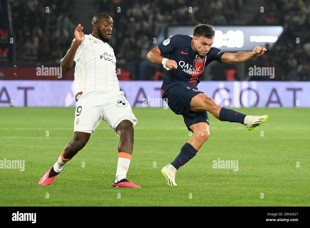 Parigi, Francia. 12 agosto 2023. Julien Mattia/le Pictorium - PSG vs FC Lorient - 12/08/2023 - Francia/Ile-de-France (regione)/Parigi - Manuel Ugarte durante la partita di Ligue 1 tra PSG e FC Lorient al Parc des Princes il 12 agosto 2023. Crediti: LE PICTORIUM/Alamy Live News Foto Stock