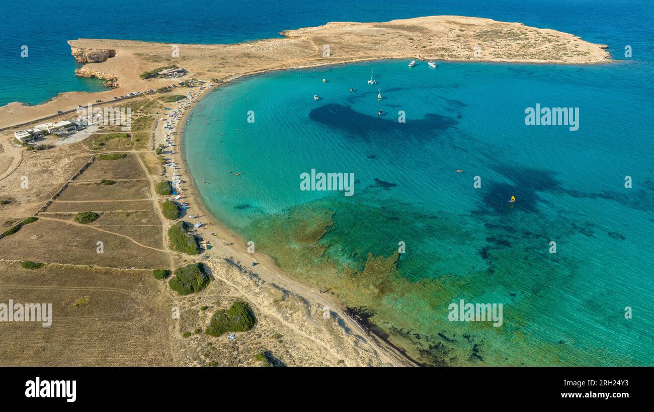 Acque turchesi della spiaggia di pori a Koufonisia Foto Stock
