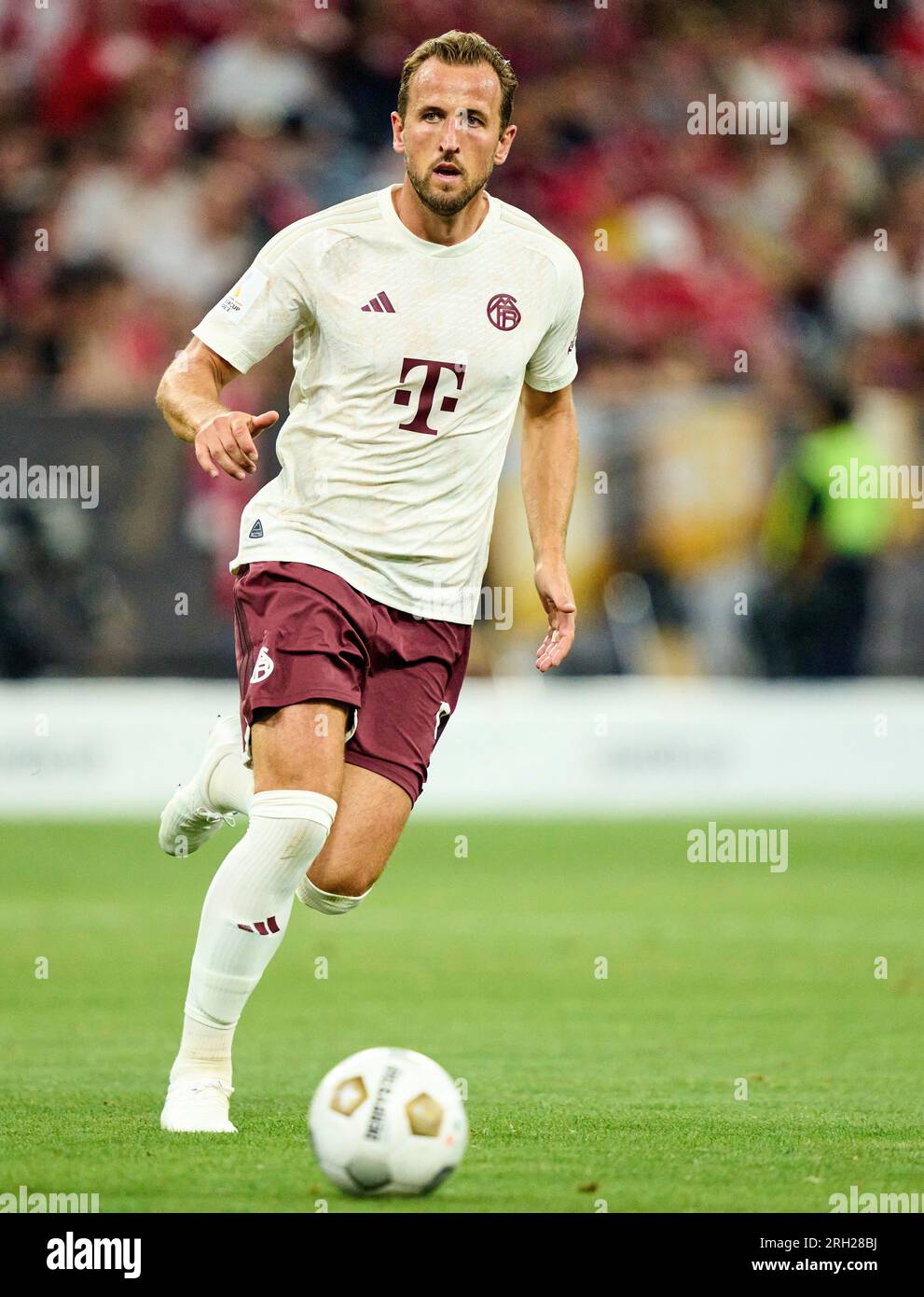 Monaco, Germania. 12 agosto 2023. Harry Kane, FCB 9 in azione nella partita finale della Super Cup 2023 FC BAYERN MUENCHEN - RB LEIPZIG 0-3 il 12 agosto 2023 a Monaco di Baviera, Germania. Stagione 2023/2024, 1.Bundesliga, FCB, München Credit: Peter Schatz/Alamy Live News Credit: Peter Schatz/Alamy Live News Foto Stock