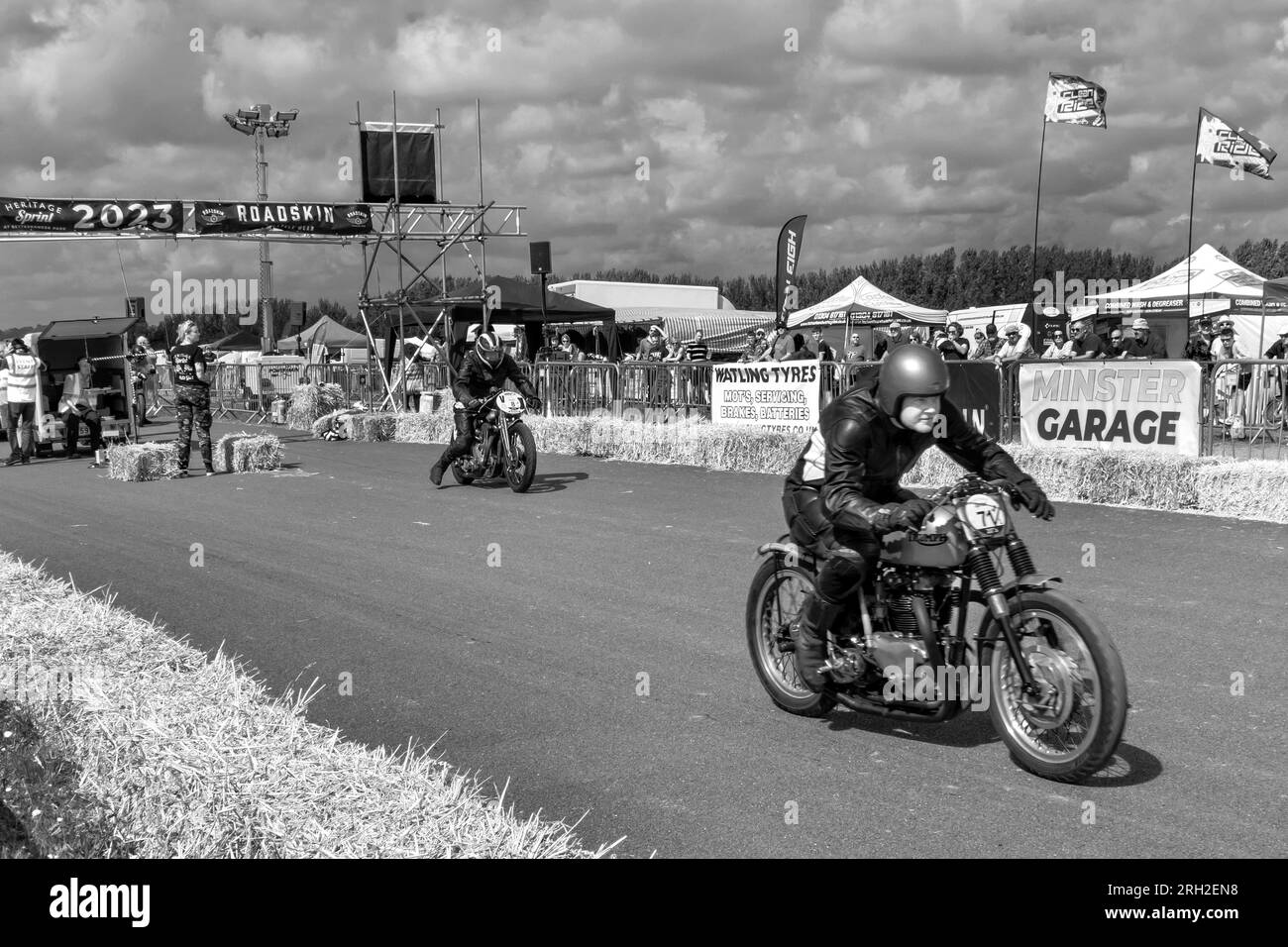 Evento motociclistico Heritage Sprint Classic 2023 al Bettershanger Park Deal Kent Regno Unito Foto Stock