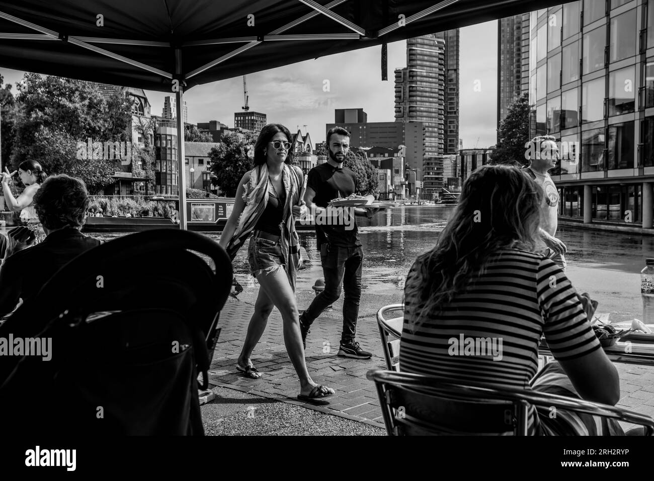 London Regent's Canal da Little Venice a City Road Foto Stock