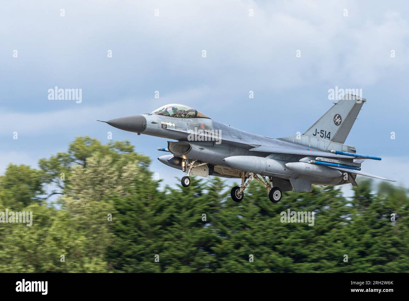 Royal Netherlands Air Force - General Dynamics F-16AM Fighting Falcon, arrivo alla RAF Fairford per il Royal International Air Tattoo 2023. Foto Stock