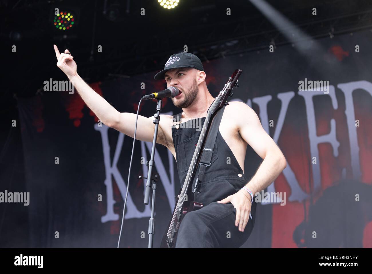 Il gruppo hardcore punk Knocked Loose con sede in Kentucky si esibisce al Bloodsotck Open Air Festival, agosto 2023. Foto: John Lambeth/Alamy Foto Stock