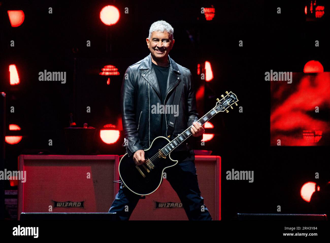 San Francisco, Stati Uniti. 12 agosto 2023. Foo Fighters - Pat Smear si esibisce durante il giorno 2 dell'Outside Lands Music Festival sabato 12 agosto 2023 a San Francisco, California. Foto: Annie Lesser/imageSPACE/Sipa USA credito: SIPA USA/Alamy Live News Foto Stock