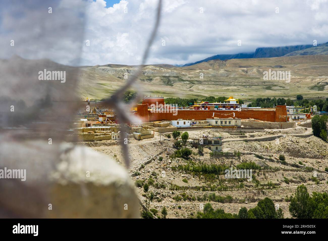 Il regno proibito di lo Manthang con Monastero, Palazzo e Villaggio nell'alta Mustang del Nepal. Foto Stock