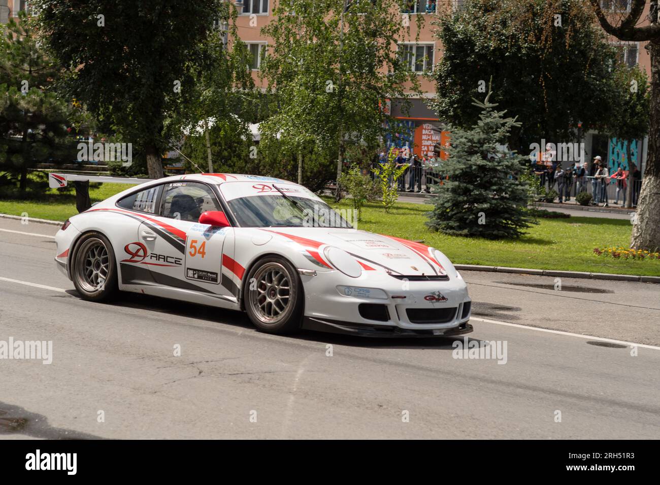 Marosvasarhely/ Transylvania - 23 giugno 2018: Porsche 997 GT3 esegue uno spettacolo di drift durante il Super Rally Trofeul Targu Mures. Foto Stock