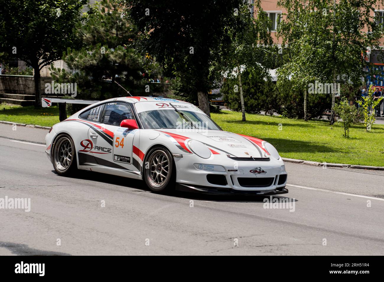 Marosvasarhely/ Transylvania - 23 giugno 2018: Porsche 997 GT3 esegue uno spettacolo di drift durante il Super Rally Trofeul Targu Mures. Foto Stock