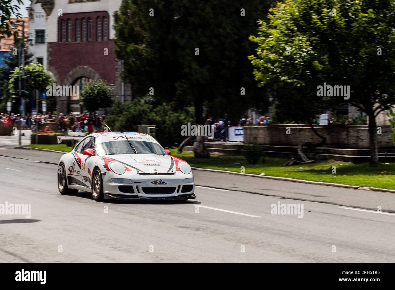 Marosvasarhely/ Transylvania - 23 giugno 2018: Porsche 997 GT3 esegue uno spettacolo di drift durante il Super Rally Trofeul Targu Mures. Foto Stock