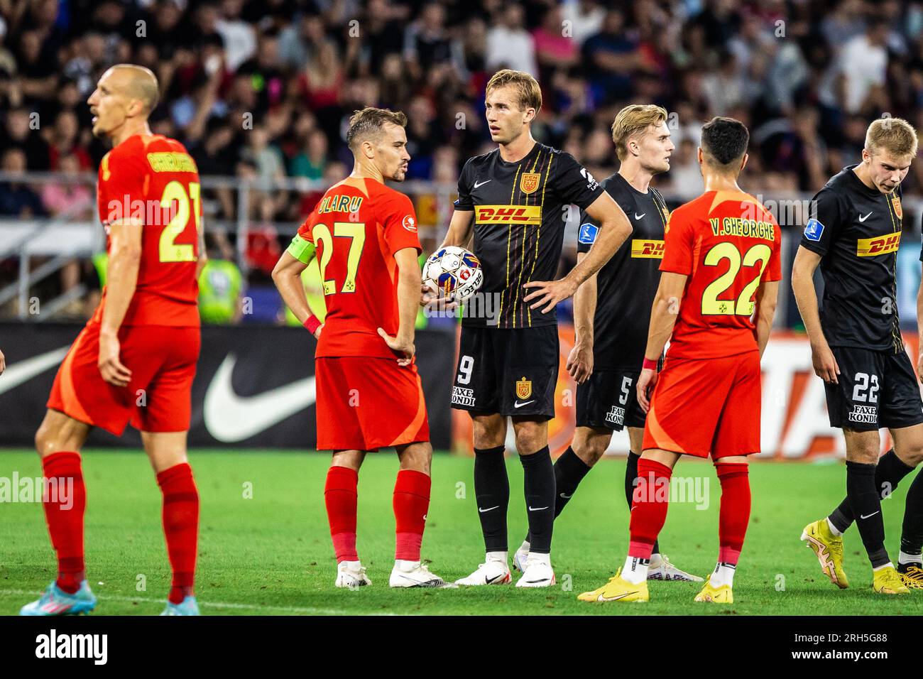 Bucarest, Romania. 10 agosto 2023. Benjamin Nygren (9) dell'FC Nordsjaelland visto durante la partita di qualificazione della UEFA Conference League tra FCSB e FC Nordsjaelland allo Stadionul Steaua di Bucarest. (Foto: Gonzales Photo - Dejan Obretkovic). Foto Stock