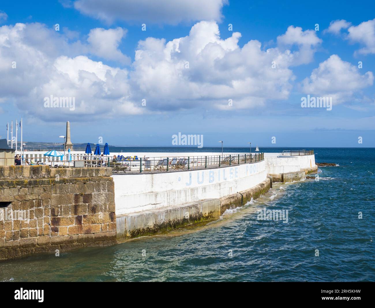 Jubilee Pool Penzance, piscina con acqua salata, Lido all'aperto, Penzance, Cornovaglia, Inghilterra, Regno Unito, Regno Unito. Foto Stock