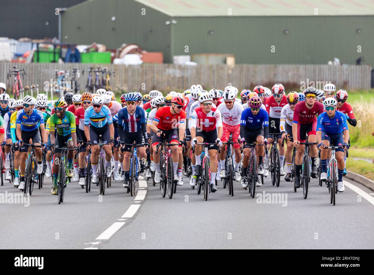 Campionati mondiali di ciclismo maschile corsa su strada d'élite che attraversa Fife, Scozia Foto Stock