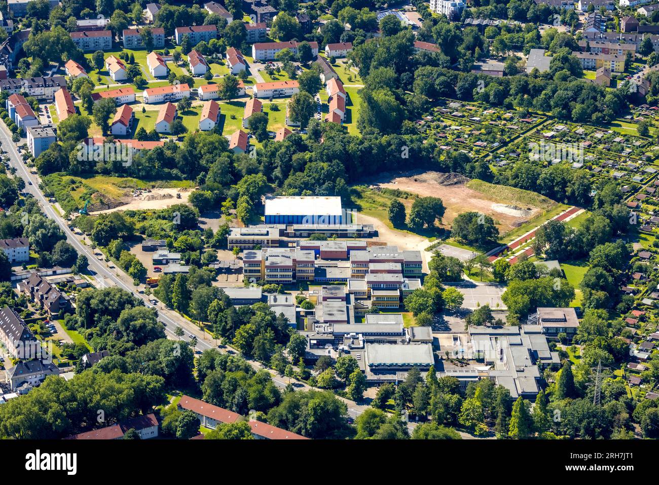 Vista aerea, centro scolastico am Stoppenberg, scuola superiore e scuola secondaria episcopale, Stoppenberg, Essen, regione della Ruhr, Renania settentrionale-Vestfalia, Germania Foto Stock