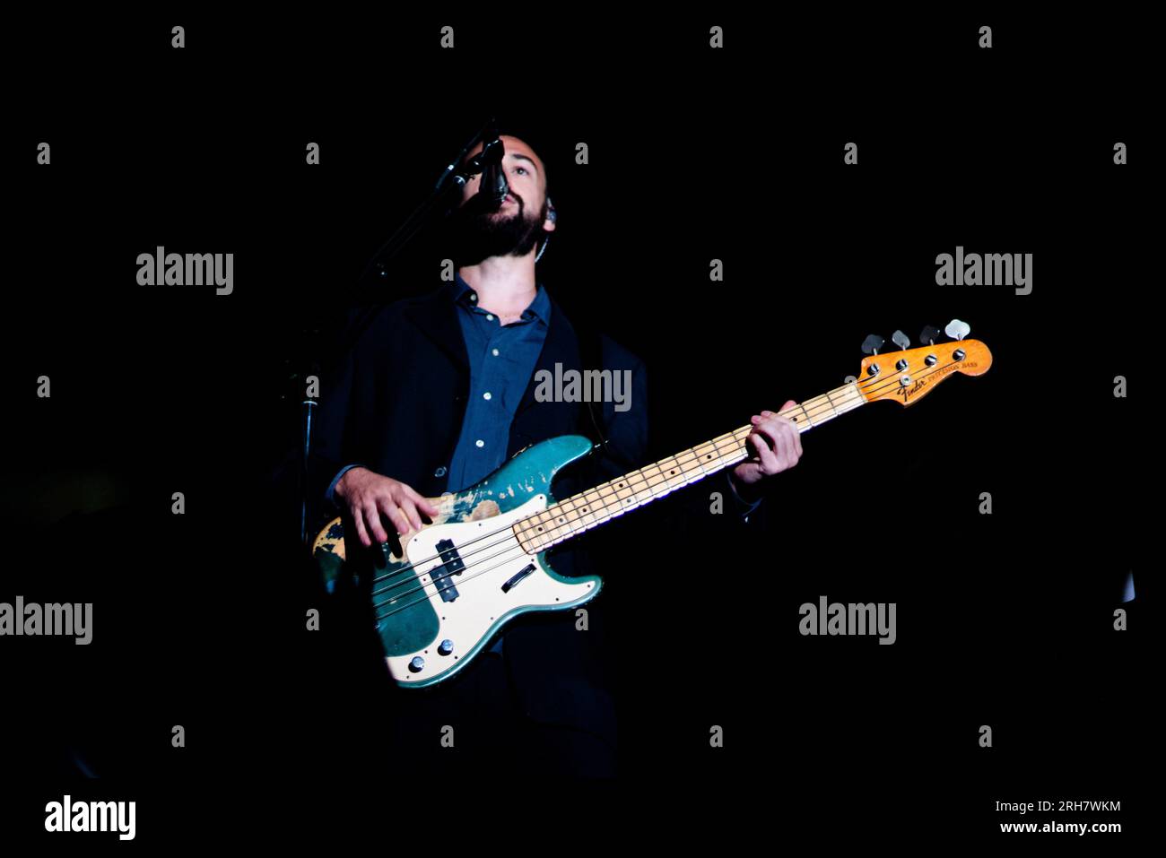 San Francisco, Stati Uniti. 13 agosto 2023. Il 1975 - Ross MacDonald si esibisce durante il giorno 3 del Outside Lands Music Festival domenica 13 agosto 2023 a San Francisco, California. Foto: Annie Lesser/imageSPACE credito: Imagespace/Alamy Live News Foto Stock