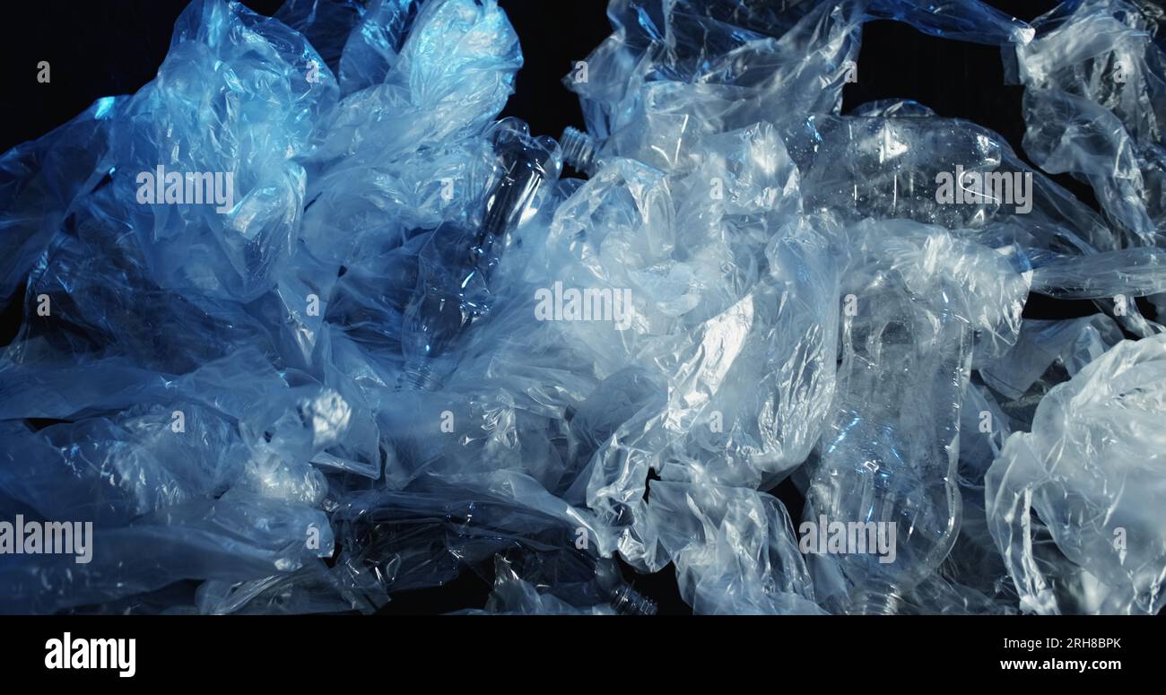 Sacchetti di plastica per la gestione dei rifiuti bottiglie rifiuti Foto Stock