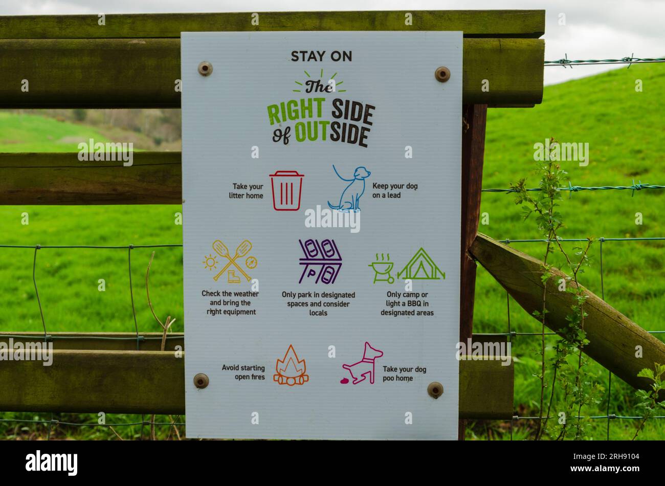 Cartello di sensibilizzazione della campagna con consigli di sicurezza Foto Stock