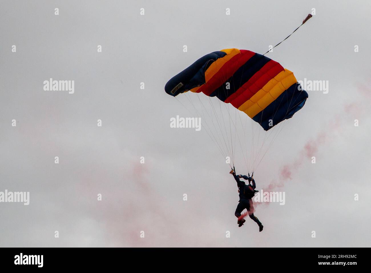 Il membro dell'esercito britannico partecipa alla Bristol International Balloon Fiesta Foto Stock