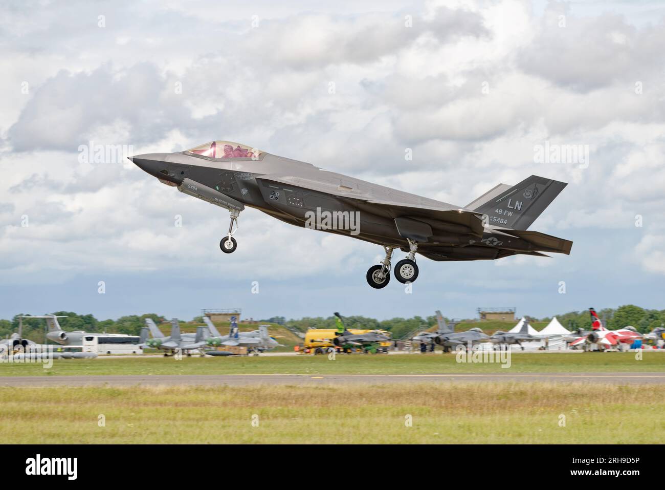 Il generale di brigata Joseph campo Commander 48th Fighter Wing United States Air Force arriva a RAF Fairford per partecipare al RIAT Foto Stock