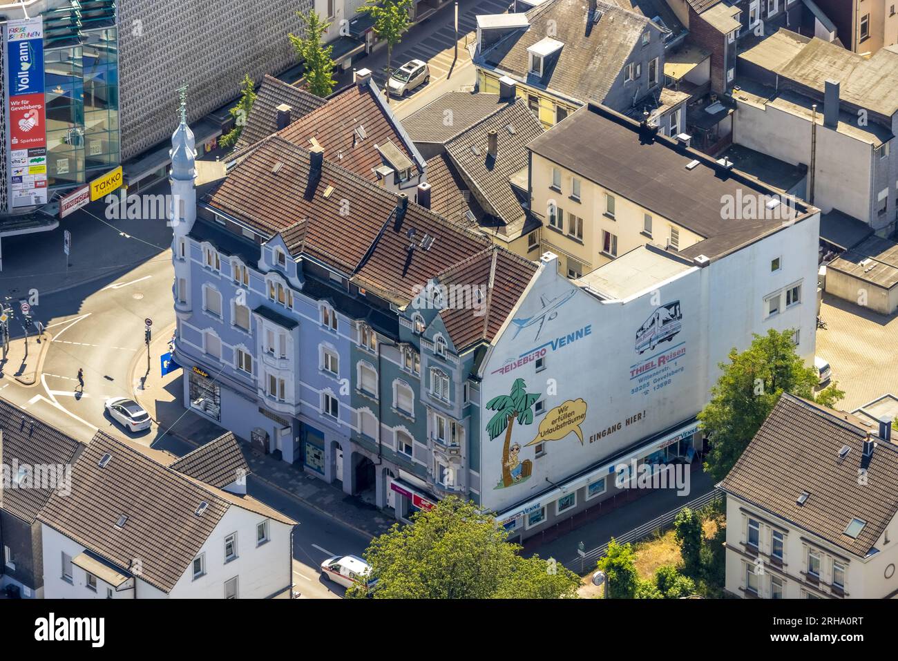 Veduta aerea, edificio residenziale con guglia, angolo Mittelstraße Wittener Straße, Gevelsberg, zona della Ruhr, Renania settentrionale-Vestfalia, Germania, Mittelstraß Foto Stock