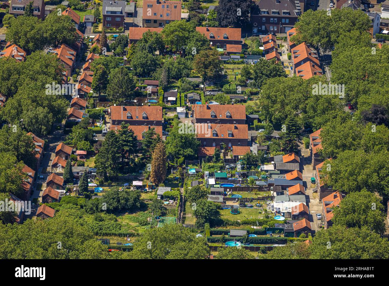 Vista aerea, Stemmersberg residenza tra Hügelstraße e Westerwaldstraße, case con tetti rossi, Eisenheim, Oberhausen, Ruhr, Renania settentrionale Foto Stock
