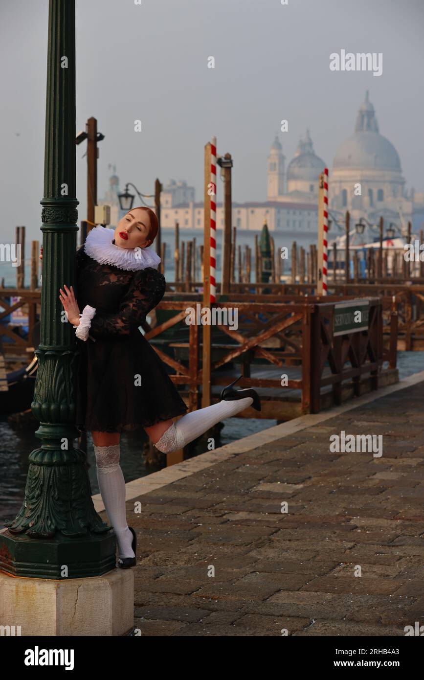 Tänzerin, Ballett, Karneval Venedig, Venedig Karneval, Beauty, Carnevale di Venezia, Masken in Venedig, Venedig Frau, Kleidern und schönen Frauen Foto Stock