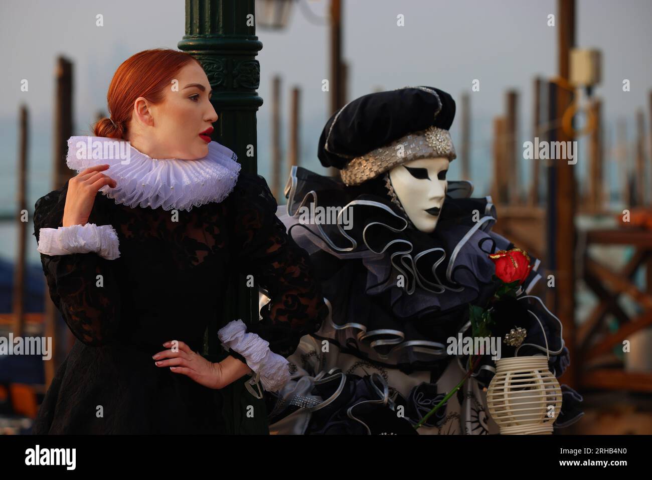 Tänzerin, Ballett, Karneval Venedig, Venedig Karneval, Beauty, Carnevale di Venezia, Masken in Venedig, Venedig Frau, Kleidern und schönen Frauen Foto Stock